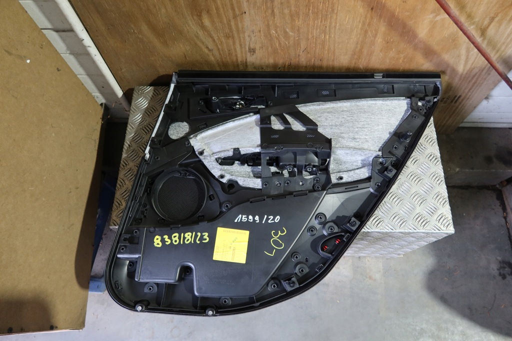 фото №8, Обшивка оббивка двері задня ліва bravo