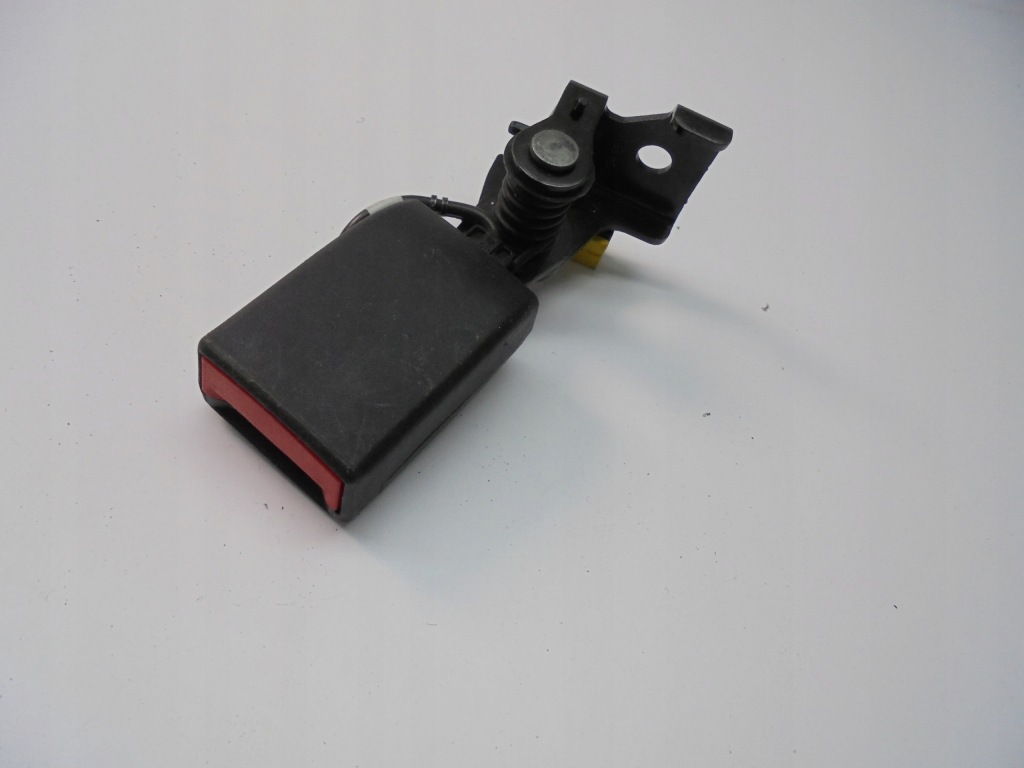 фото №1, Mercedes w176 c117 клипса пряжка поперечина левый задняя