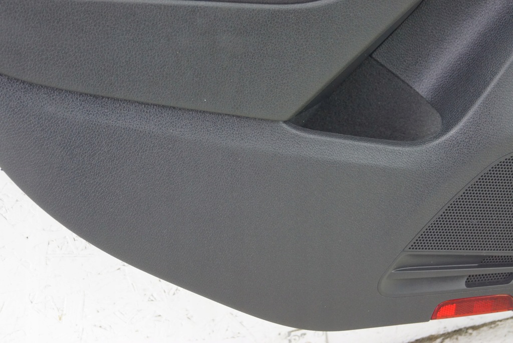 фото №9, Обшивка дверь левый задняя vw golf vi 6 hb