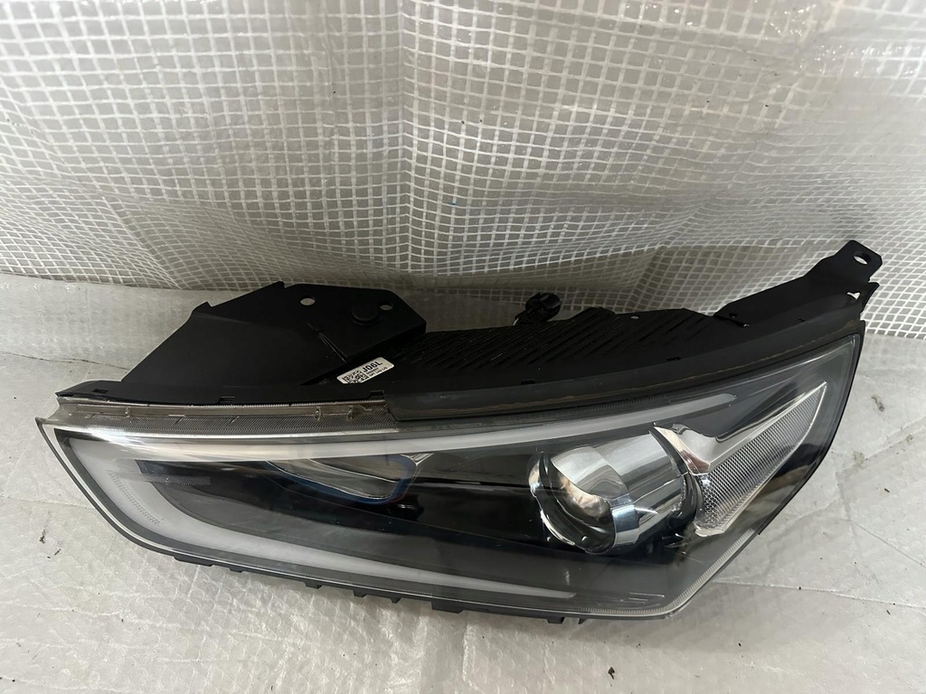 фото №1, Hyundai ioniq 2018- ксенон лампа левая передняя