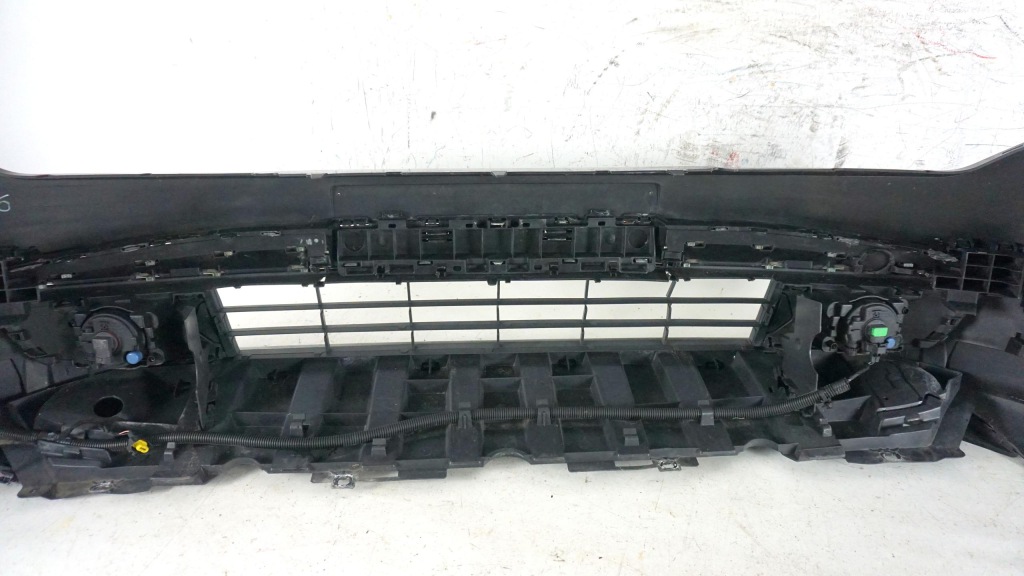 Бампер перед передний renault laguna 3 iii 07-10 2007-2010 nv676 620220001r в Украине