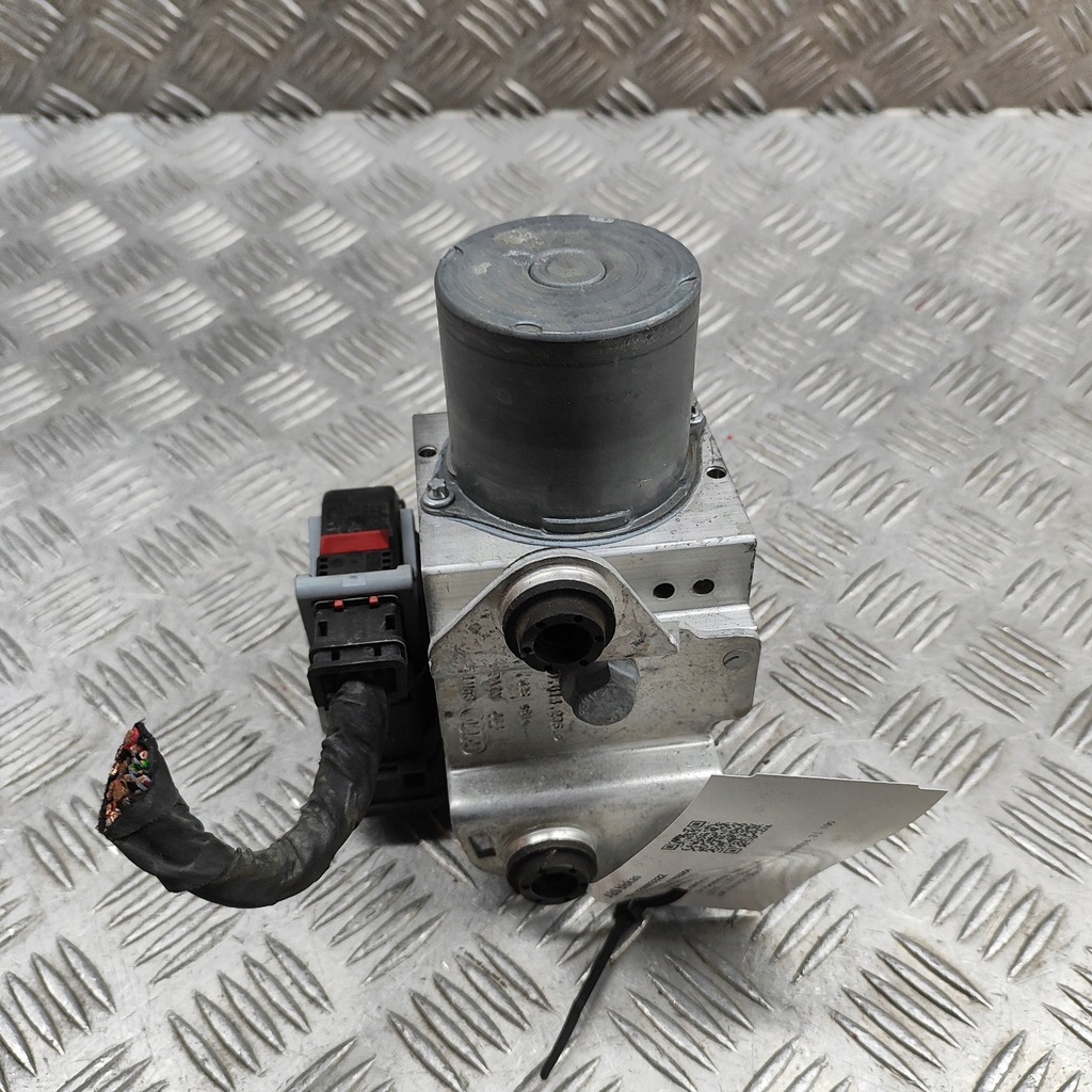 фото №1, Audi q7 4m 2017 насос abs