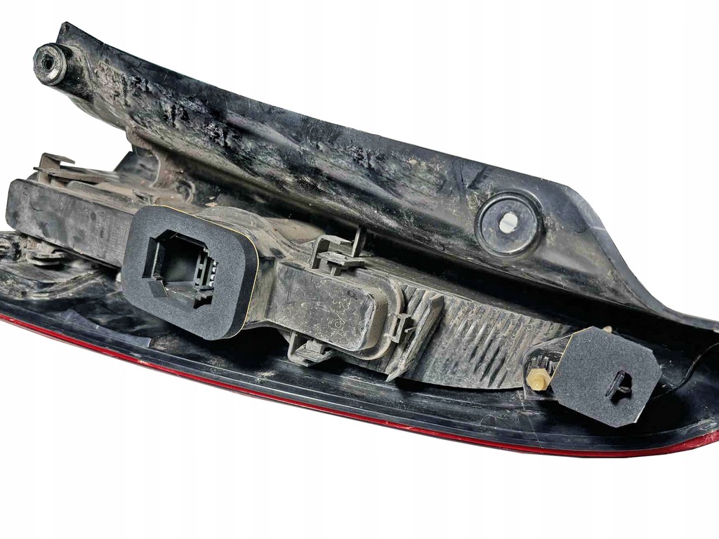 фото №3, Уплотнители лампа задних renault espace iv