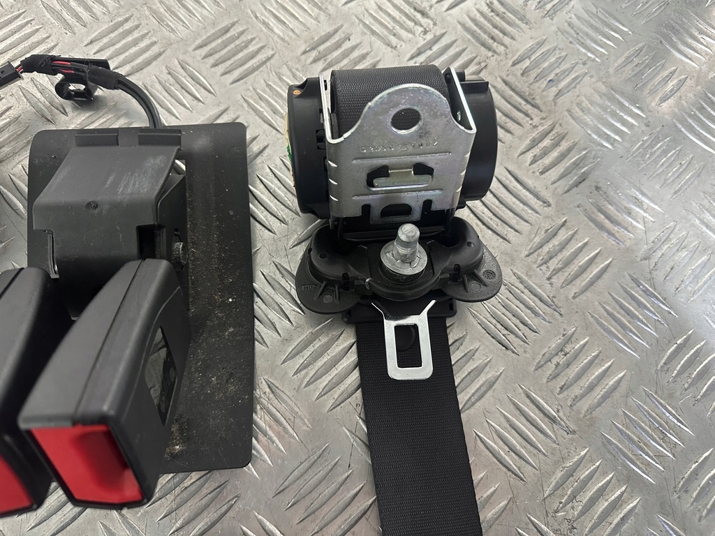 фото №5, Mini cooper r56 ремені задні кліпса кріплення