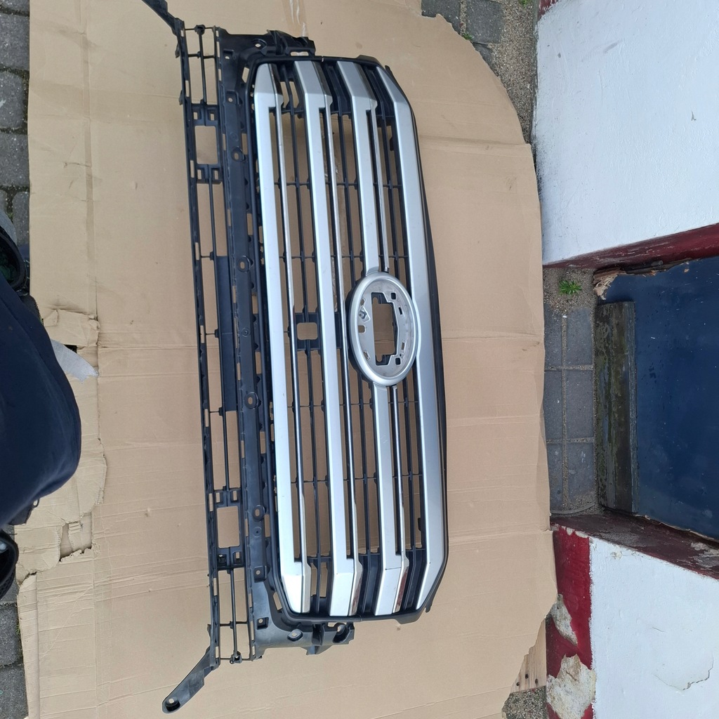 фото №1, Toyota land cruiser lc 300 300 решітка радіатора решітка радіатора решітка