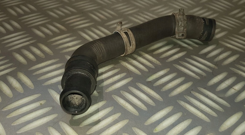 Купити Audi q5 80a 2.0 tdi шланг патрубок труба радіатора води 80a145050j шланги труби 2s