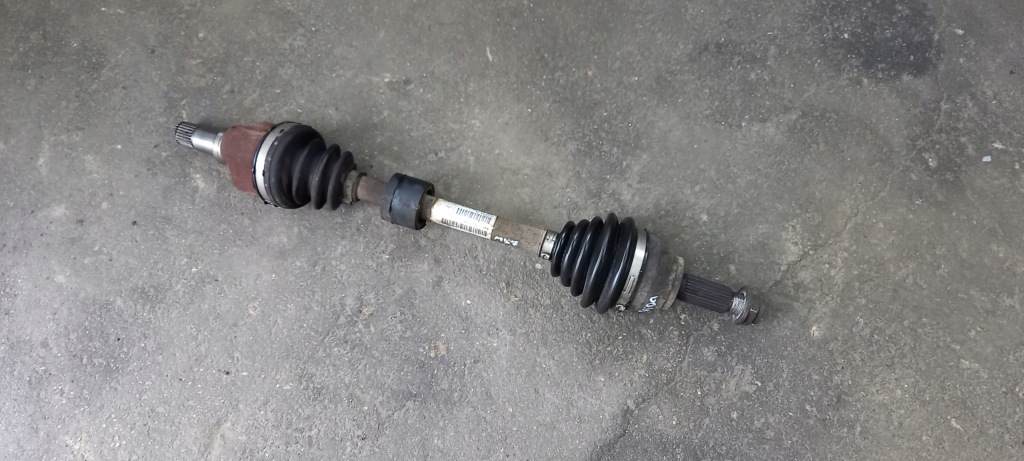 Купити Привідний вал ліва fiesta mk7 1.6 tdci