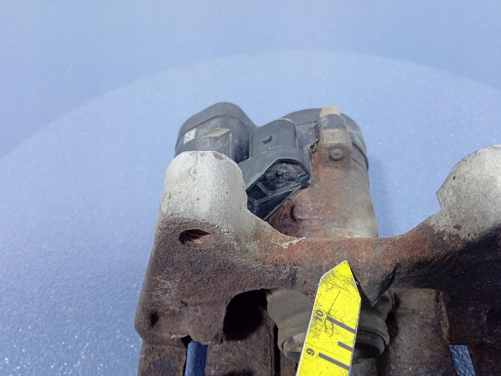 фото №9, Vw passat b8 суппорт тормозной электрический задняя левый задний скоба 3q0615405j