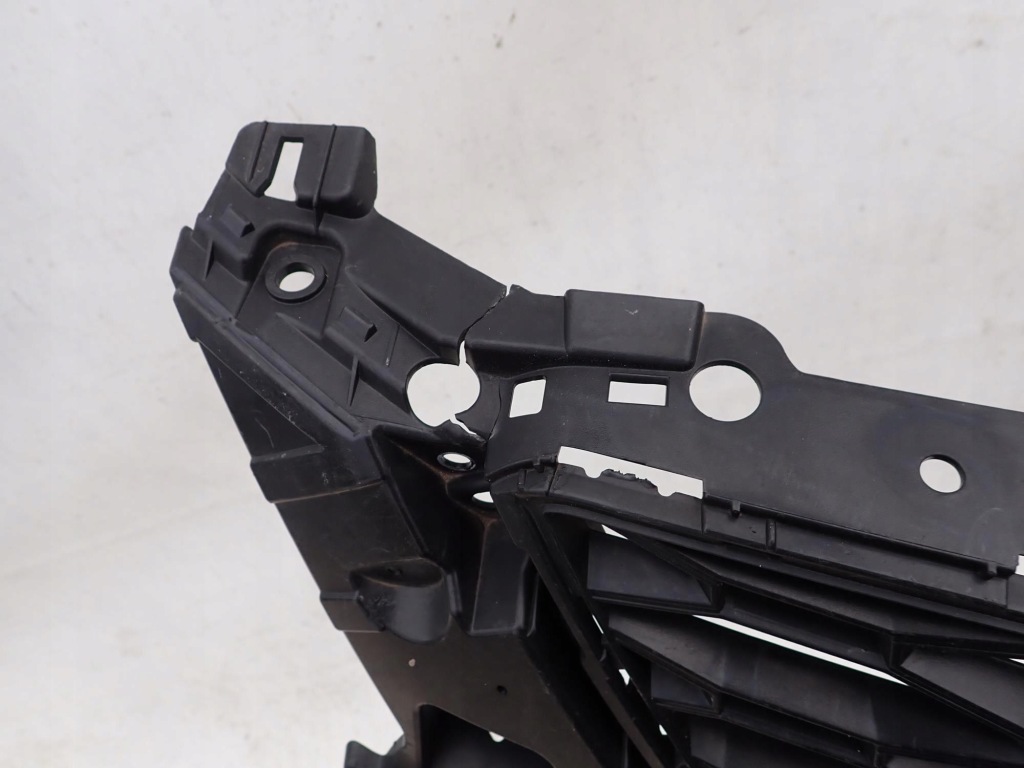 фото №4, Seat leon iii 3 5f fr 12-16 решётка радиатора решётка радиатора