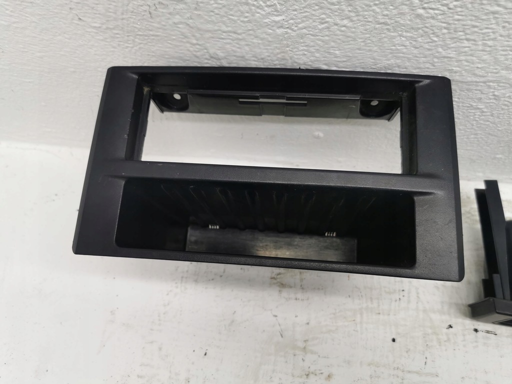 фото №1, Бардачок полка радио iveco daily iv 3802527 06-12