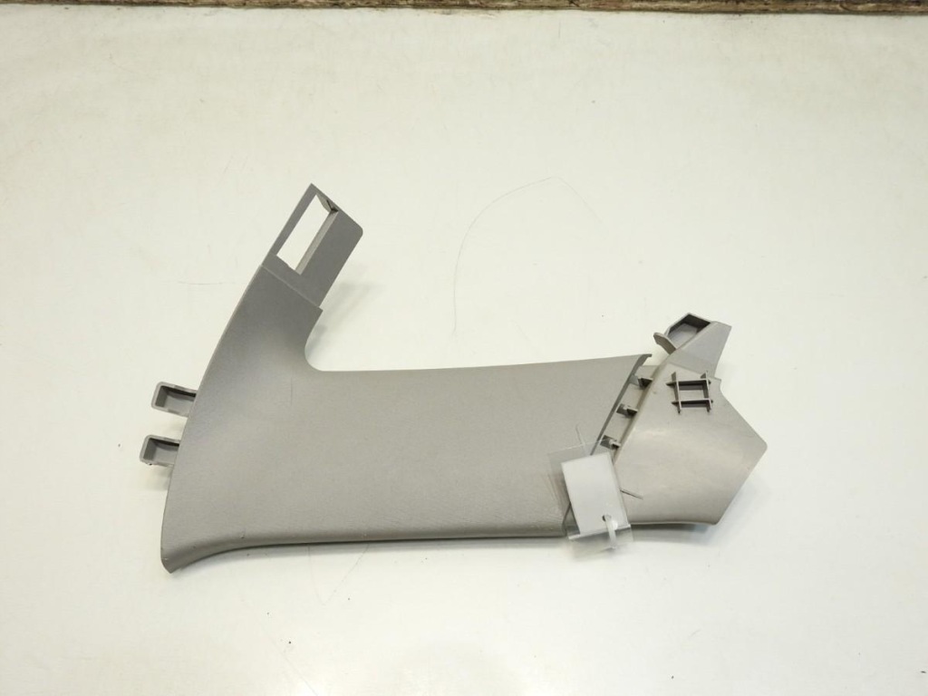 Защита стойка правый задний  opel astra j kombi lift 322225228 13259189 с Разборки