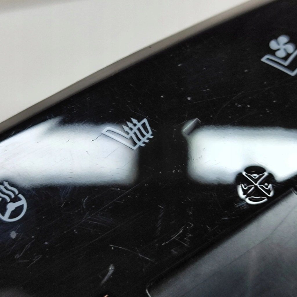 фото №8, Kia ev6 2022 переключатели подогрев сидений