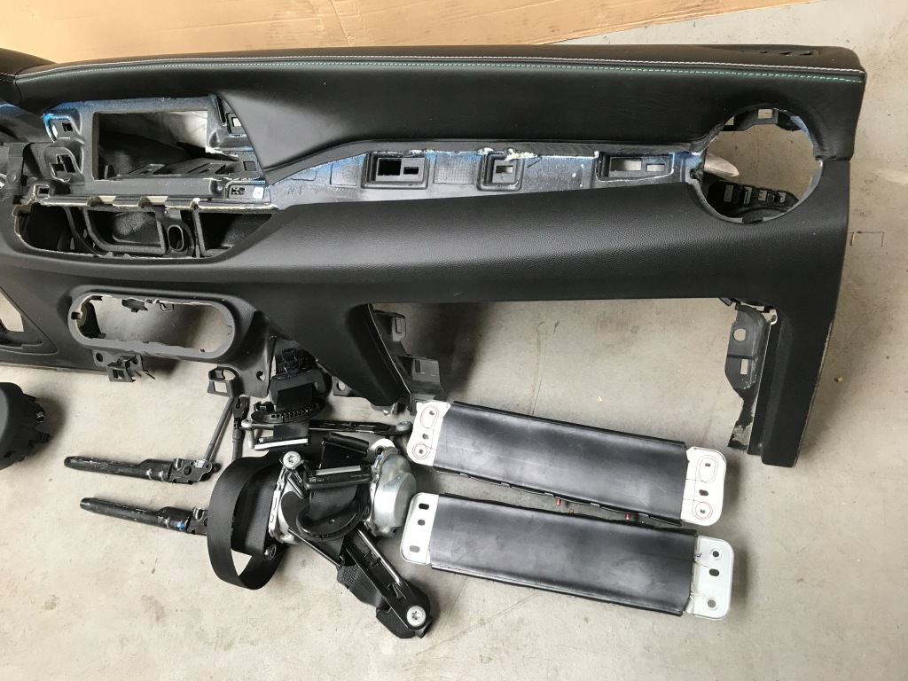 фото №3, Alfa romeo stelvio quadrifoglio консоль панель приладів ремені шкіра відновлена usa