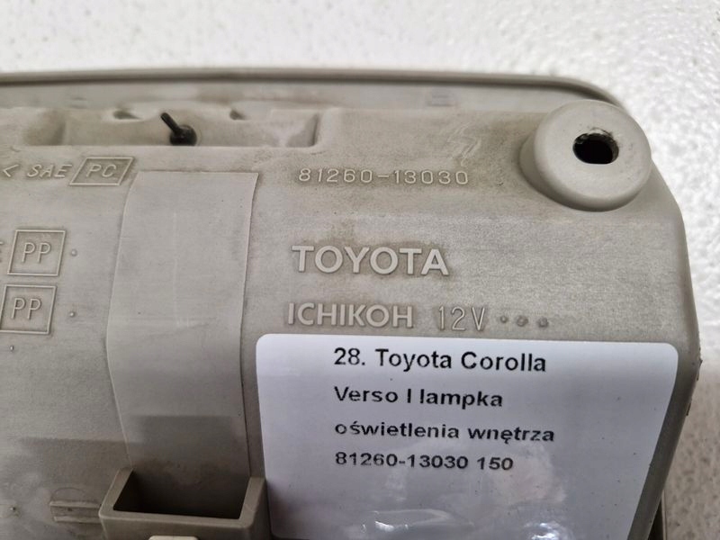 фото №9, Toyota corolla verso i 1 лампа освещение кабины салона 81260-13030