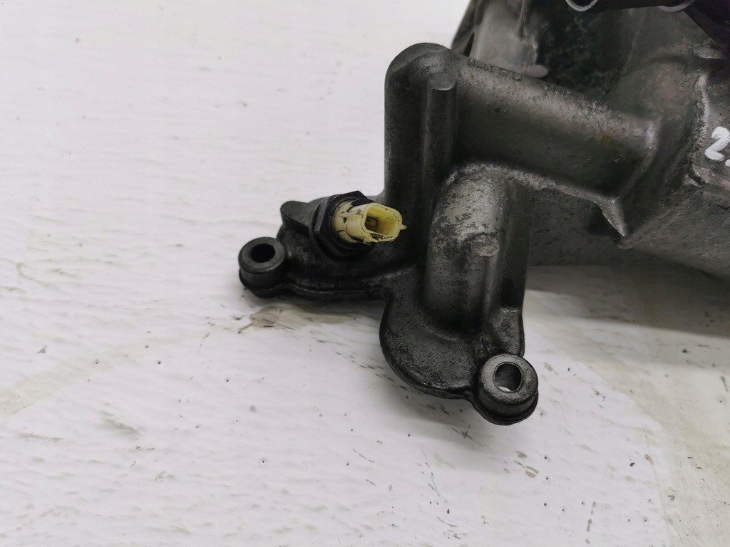 фото №4, Основание фильтра масла renault trafic ii 2.0 dci