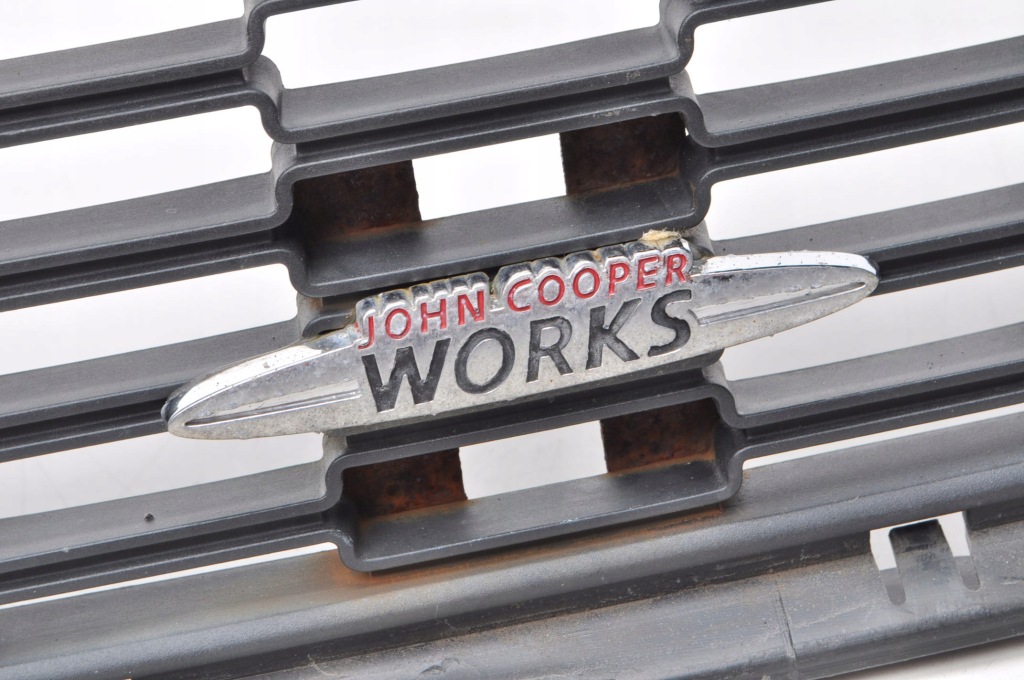 фото №3, Mini r55 r56 r57 r58 r59 решітка решітка радіатора бампера jcw 51110442012