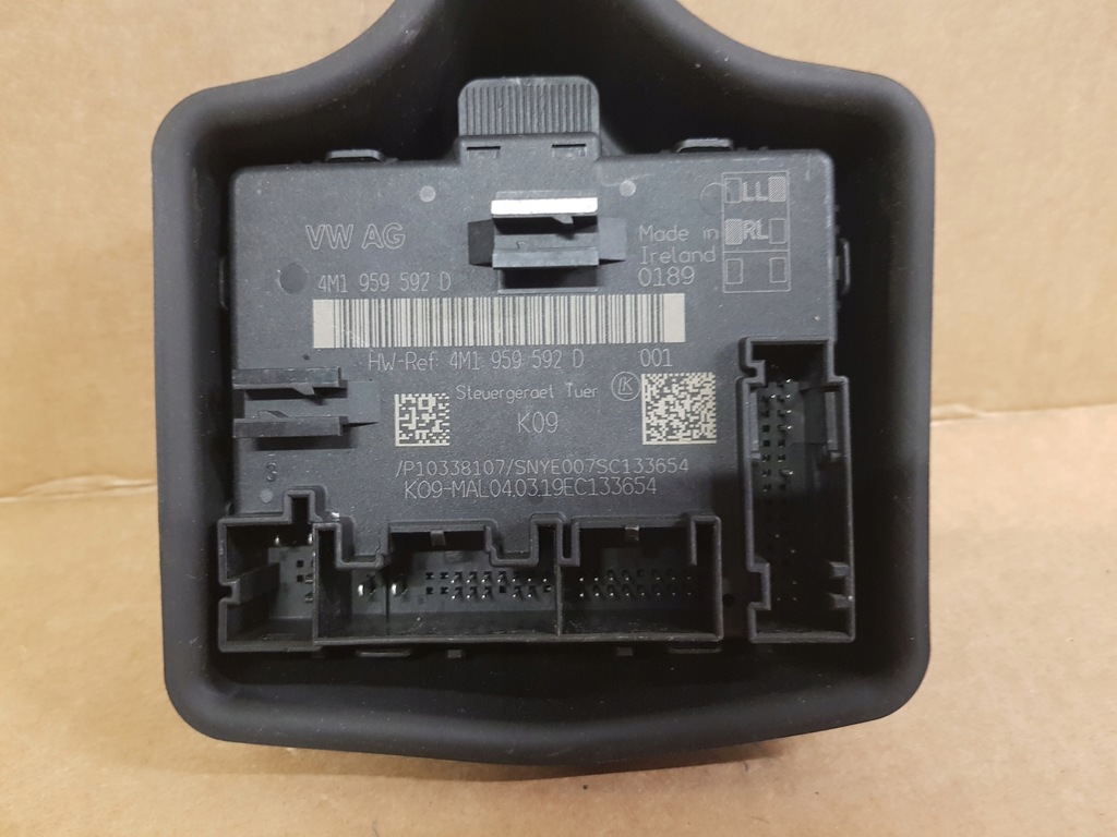 фото №1, Audi a6 c7 c8 модуль дверь 4m1959592d