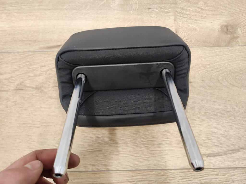 фото №7, Підголівник правий підголівники porsche taycan tpnp020361