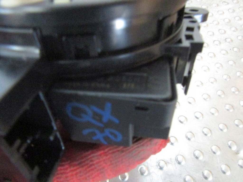 фото №3, Infiniti qx70 стрічка подушка безпеки