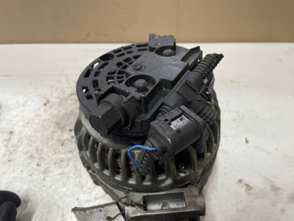 Купить Генератор bmw 3 e46 621709 1.8l бензиновый 105kw 2002