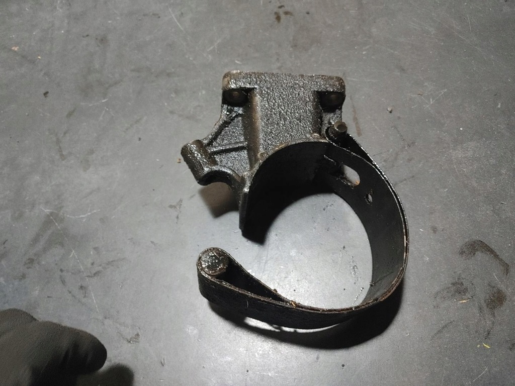 фото №8, Fiat 126 600 maluch старый тип двигателя 600 основание кронштейн генератора оригинал