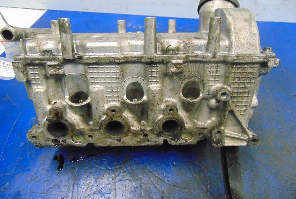 Головка двигуна smart fortwo 0.6 r1600160001 комплектна jak на фото Недорого