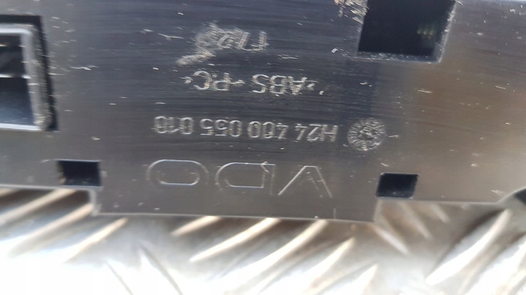 фото №13, Mercedes w211 панель кондиціонер перемикач a2118300190