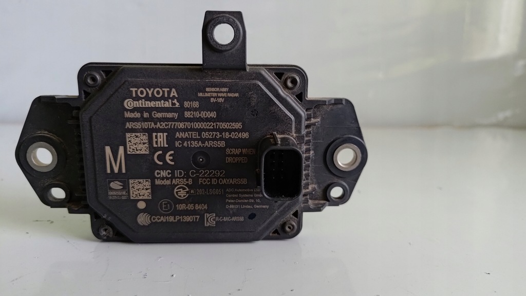 фото №1, Toyota yaris iv p21 радар distronic датчик acc 88210-0d040 10r-05 8404 oryg