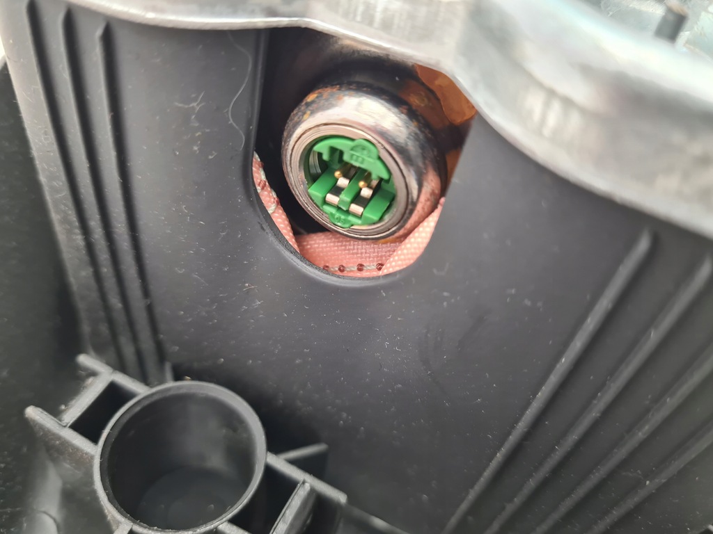 фото №7, Renault clio iii подушка безопасности подушки безопасности натяжители ремни