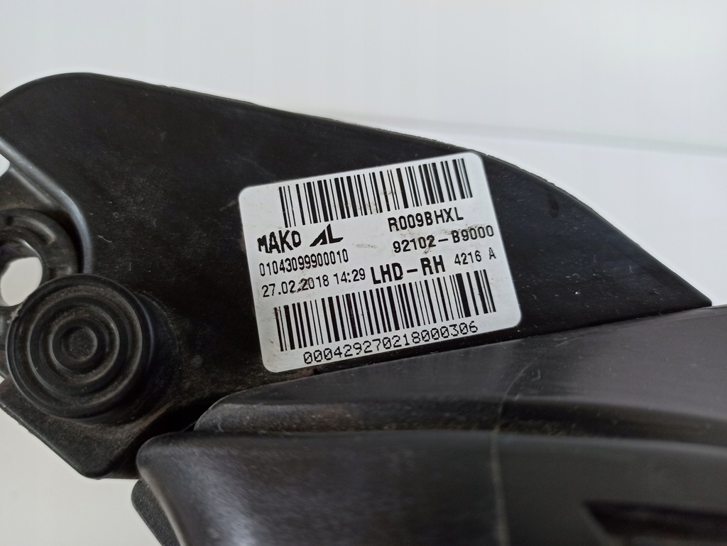 фото №7, Лампа права hyundai i10 92102-b9000