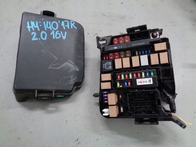 фото №1, Hyundai i40 18 2.0 gdi коробка предохранителей