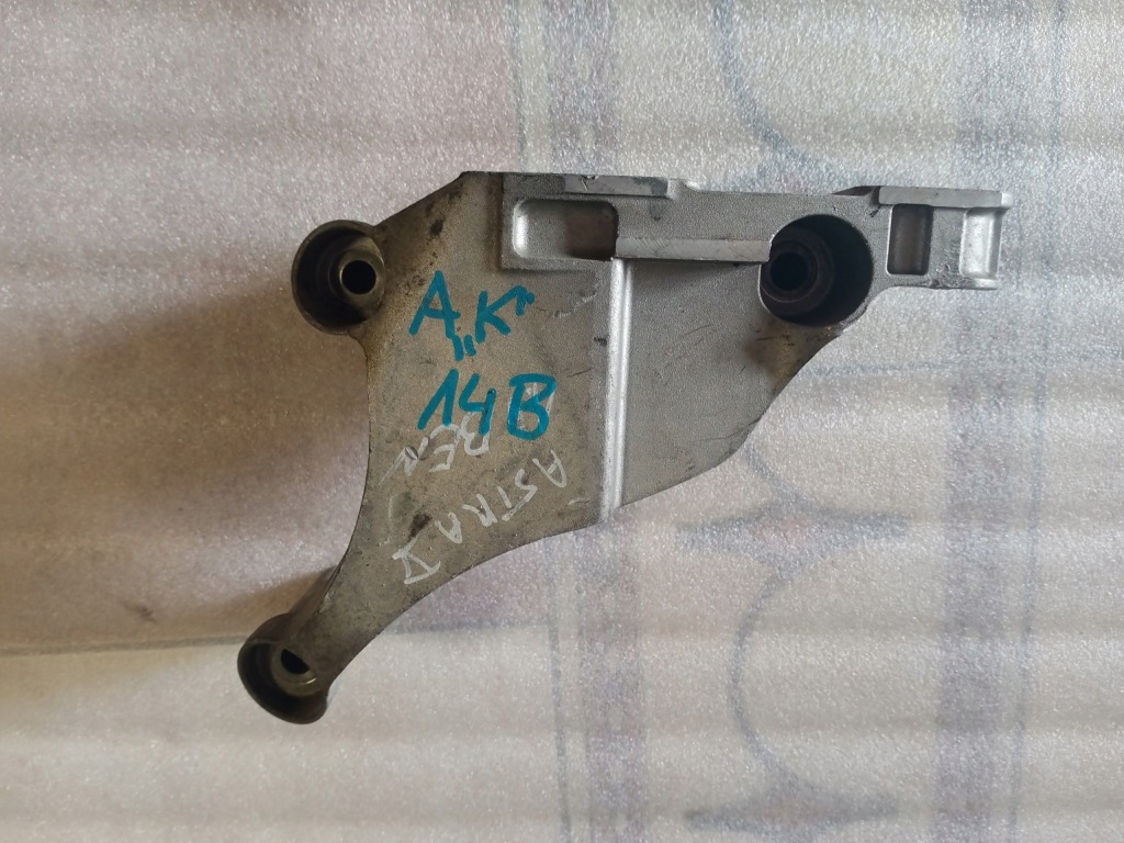 фото №1, Кронштейн двигуна opel astra k 1.4 gm 13419429