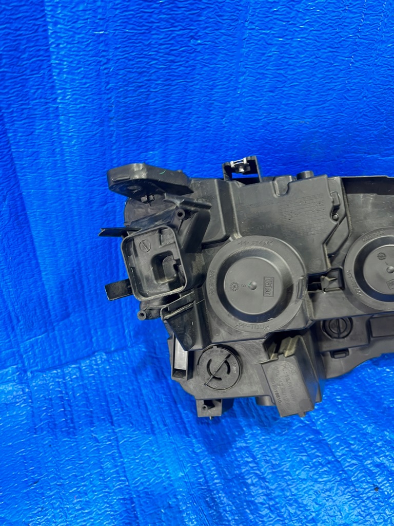 фото №13, Лампа передняя левая opel combo e 18-23r 9816825580