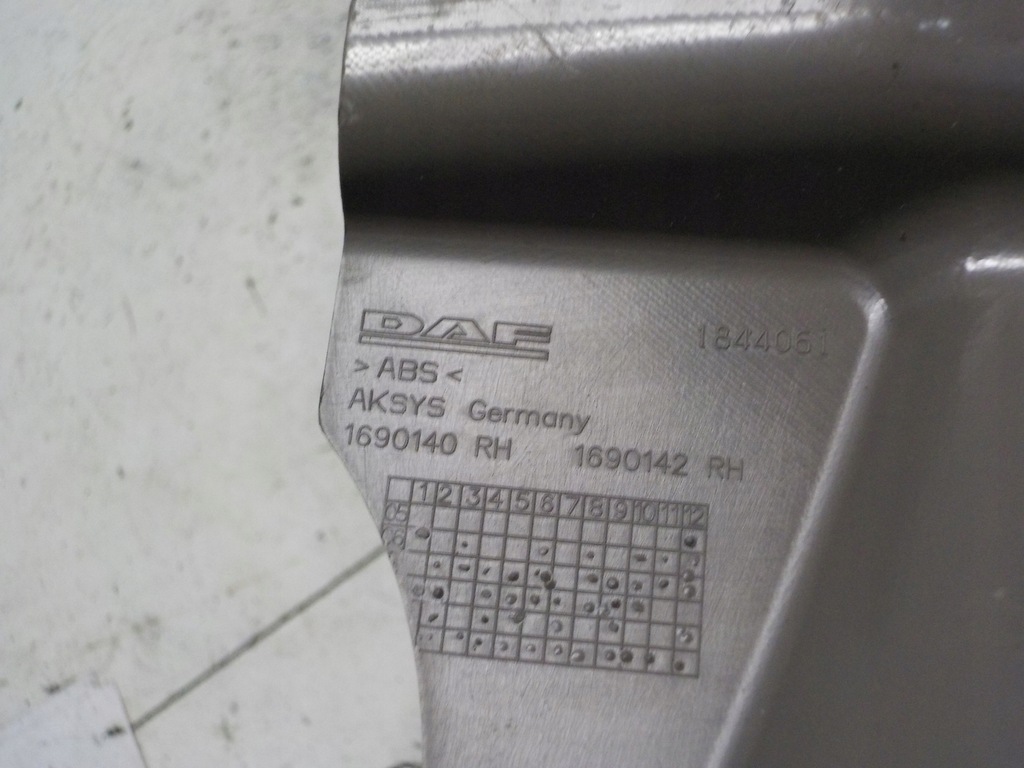 фото №2, Daf xf 105 захист стійка права