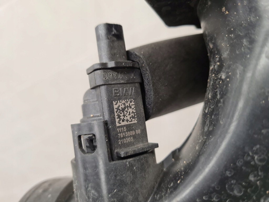 фото №4, Bmw f40 f44 труба резонатор повітря 8675263