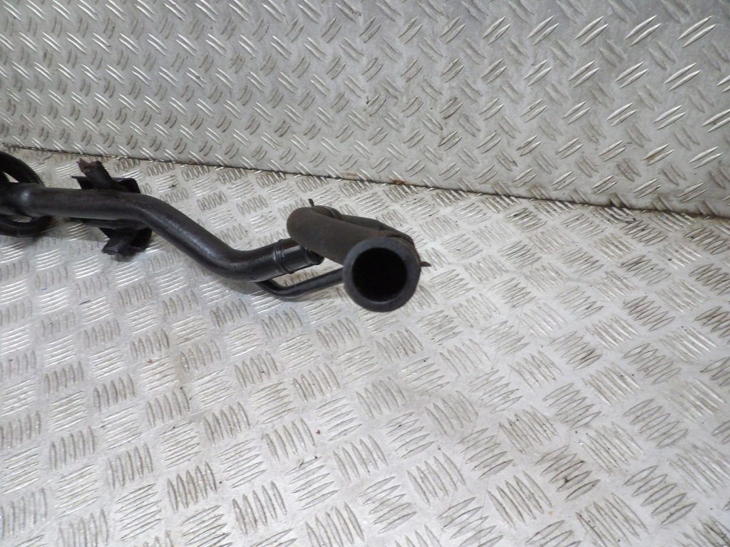 фото №7, Nissan navara d40 2,5 dci заливная горловина топлива труба