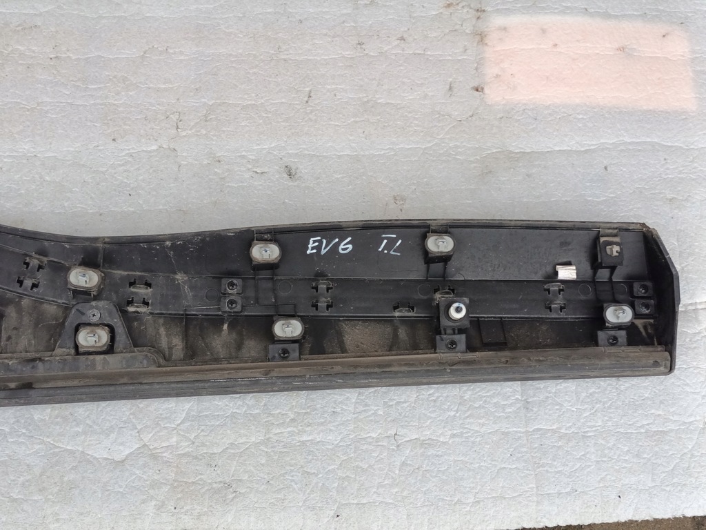 фото №9, Молдинг na двері лівий задня kia ev6 задня ліва