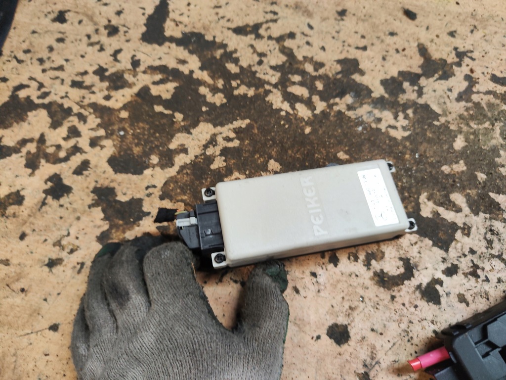 фото №1, Mercedes w251 r klasa модуль підсилювач