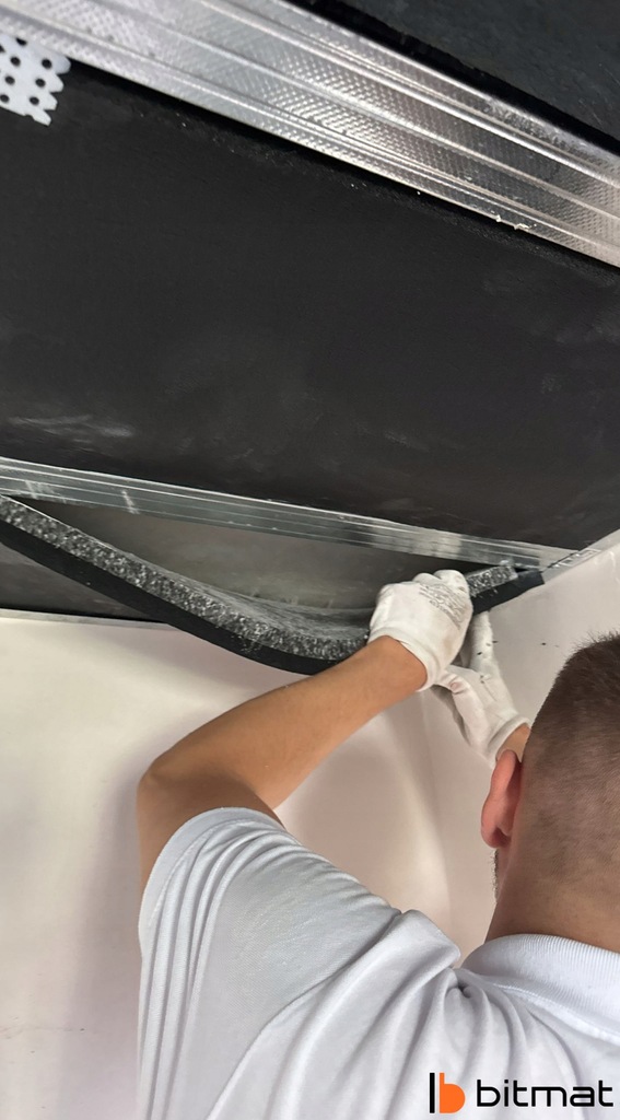 фото №15, Піна гумовий шумоізоляційна ocieplająca дах боки do kampera samoprzylepna