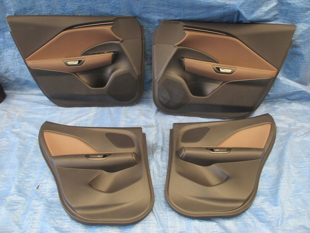 фото №8, Сиденья комплект сидений обшивки заднее сиденье lexus lbx 24- europa nowe km