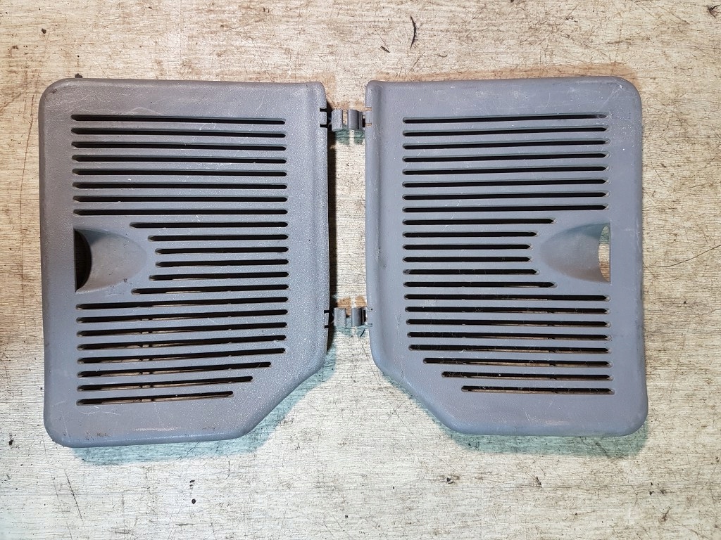 фото №1, Защита лампы задняя багажника пара opel vectra a lift