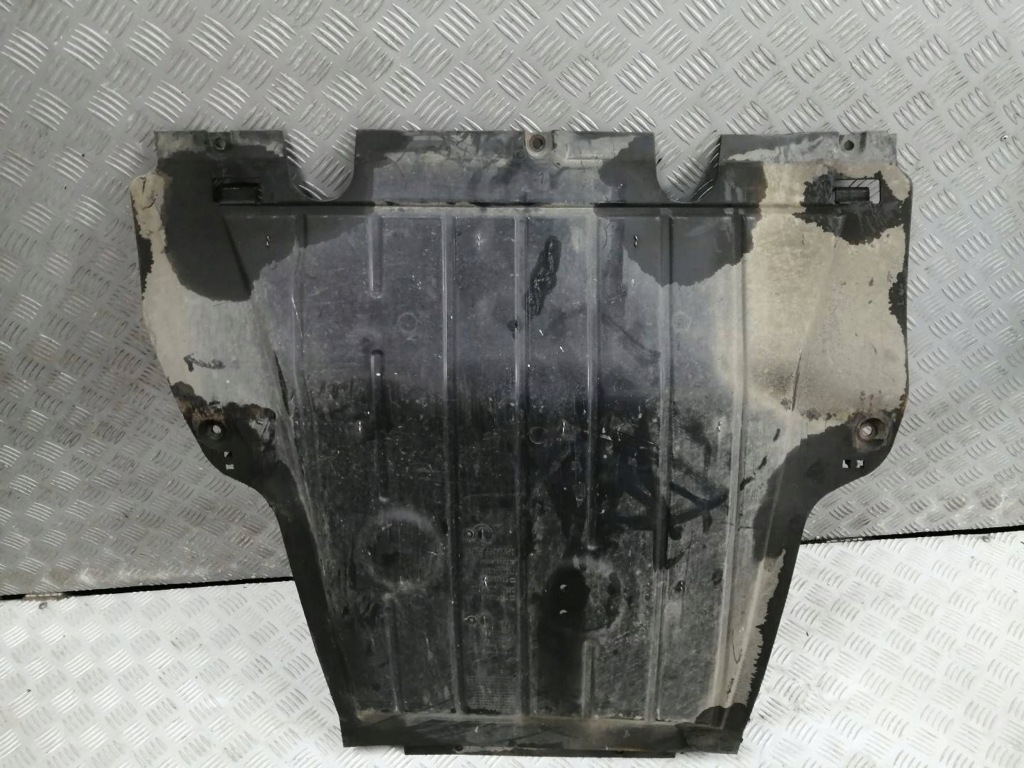 Купить Накладка нижняя двигателя renault clio iv captur 758904230r