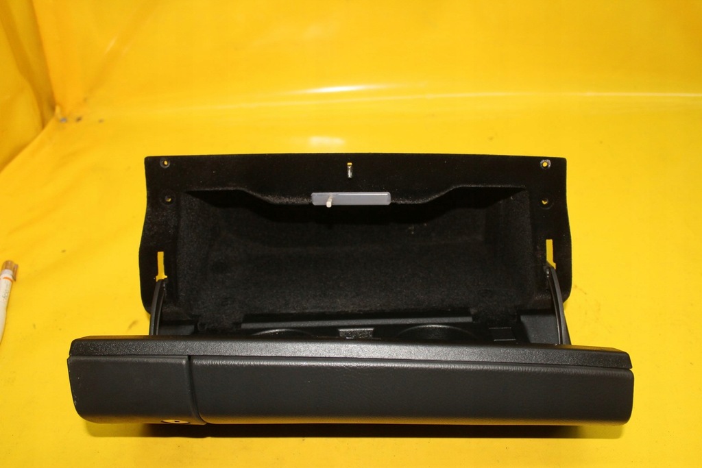 фото №6, Бардачок пасажира правий перед w210 a2106890791