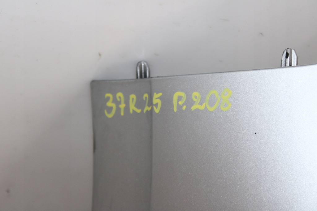 фото №13, Peugeot 208 i 12r- бампер перед передній ezr ezrc