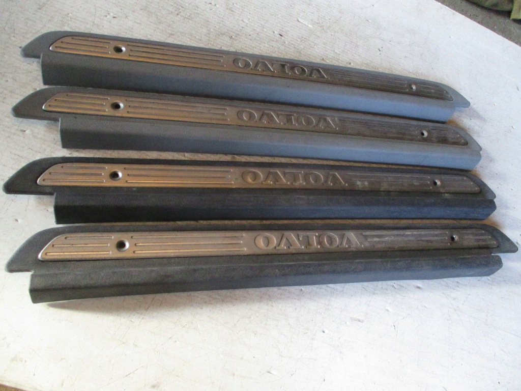 фото №1, 5605/40/41 молдинг внутрішня поріг l p volvo s40 v40 30818422