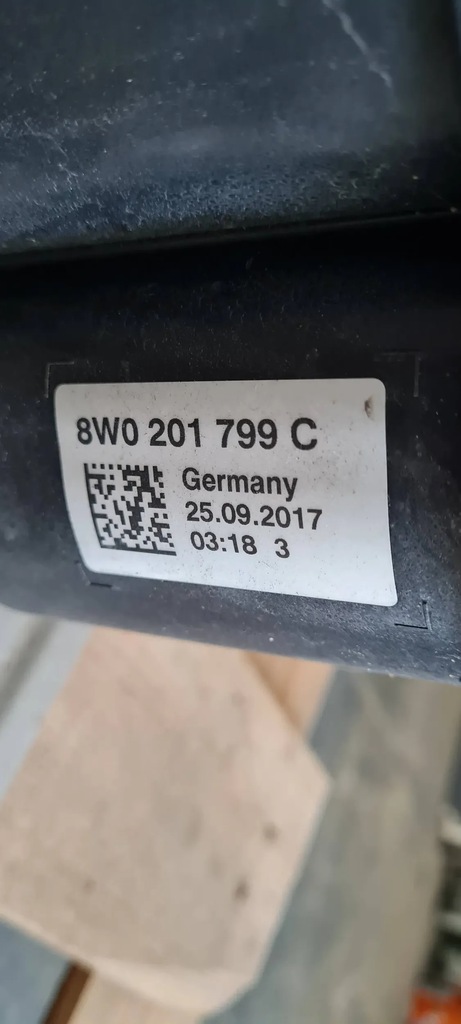 фото №9, A5 8w фильтр угольный 2.0 tfsi 8w0201799c a4 b9 8w