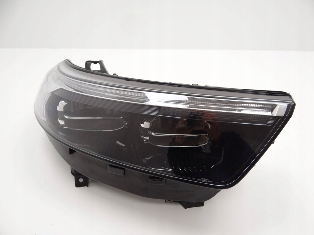 фото №1, Лампа правая full led ford explorer lb5b-13w029-gk