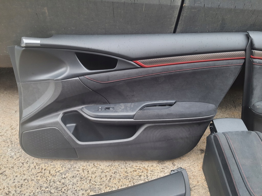 фото №10, Honda civic x type r 17- сиденья заднее сиденье обшивки