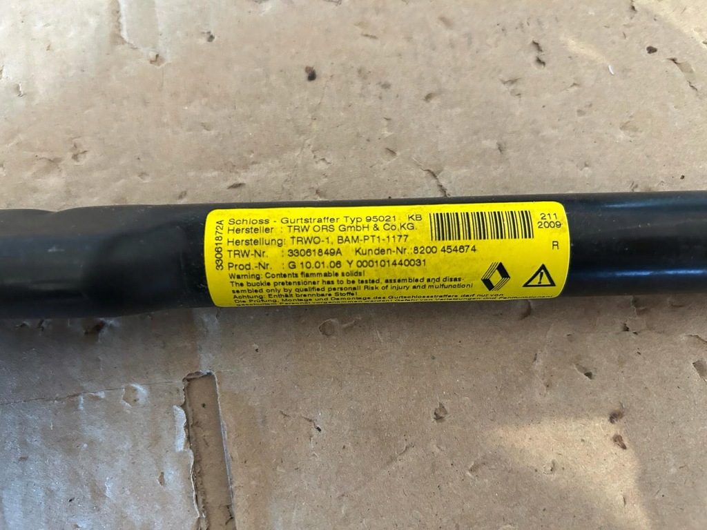 фото №9, Pas безопасности с натяжитель правый перед renault clio iii 3d