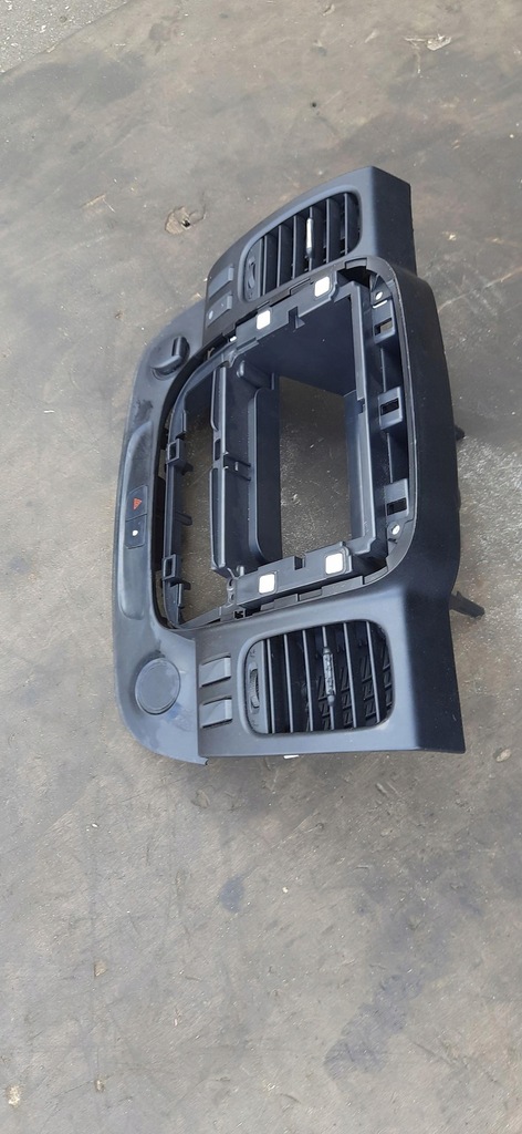 фото №4, Рамка середня радіо renault trafic iii 682607479r